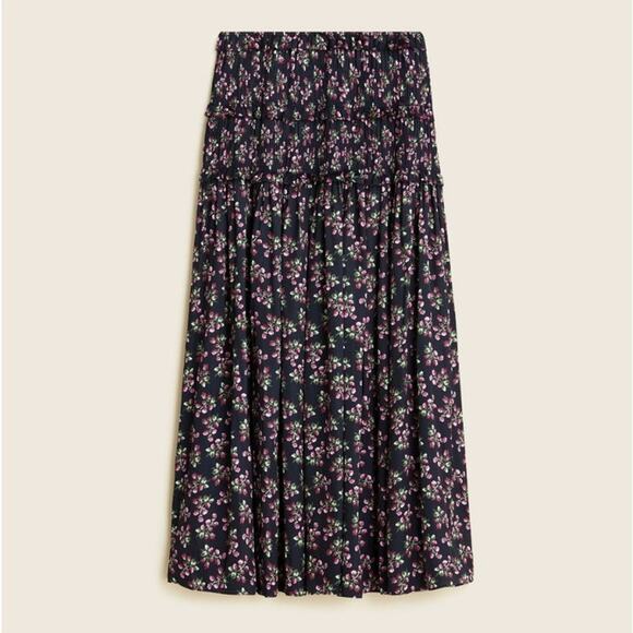 Featherweight satin skirt in twilight berry Size L - Picture 1 of 5